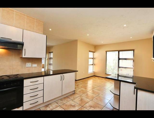 4 BEDROOM PROPERTY TO RENT IN BROADACRES